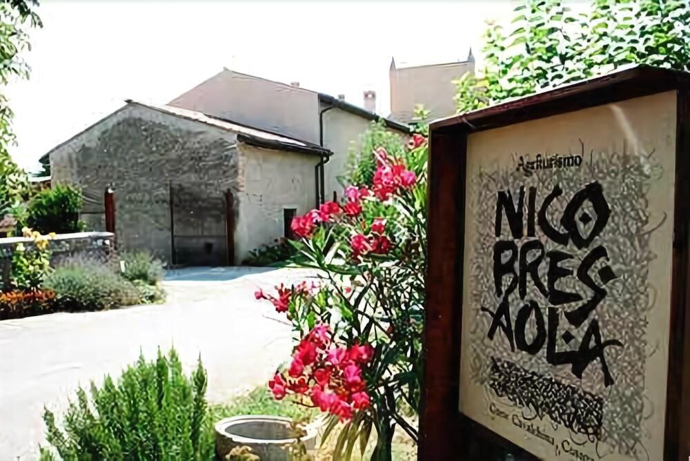סומה קאמפניה Agriturismo Nicobresaola מראה חיצוני תמונה